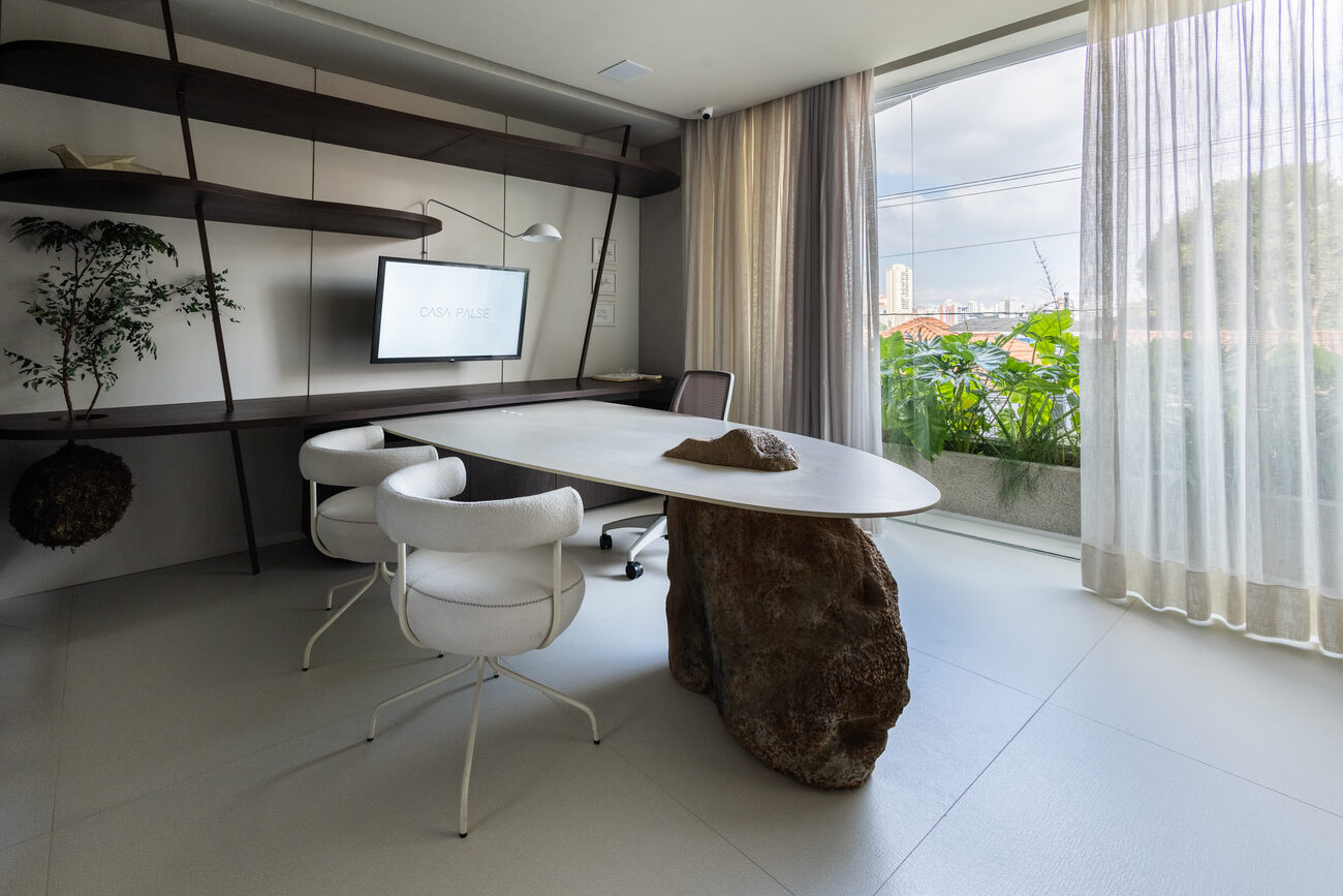 Ateliê da Casa Palse — bancada escultural e estúdio de criação em arquitetura de interiores